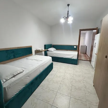 Sisterhood Hostel-female Only Albergue