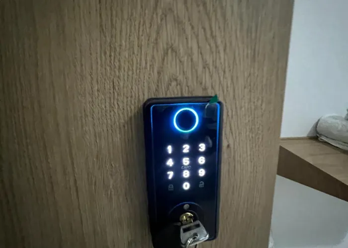 Sisterhood Hostel-female Only